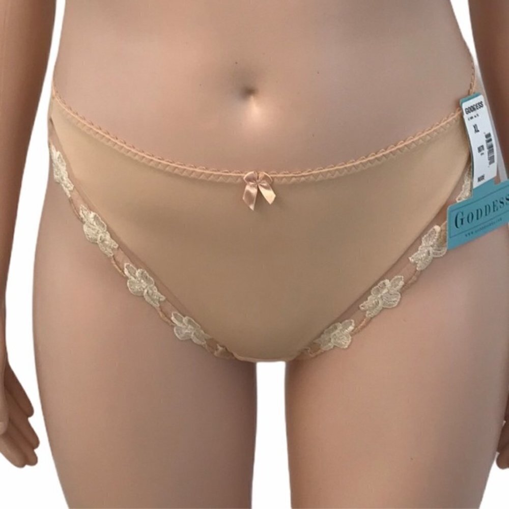 Goddess Georgia Thong Nude L